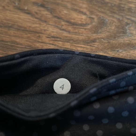Lululemon Polka Dot Leggings - Picture 4 of 6